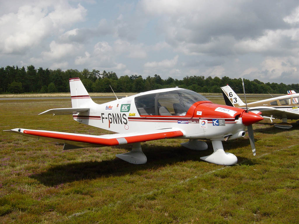Robin DR 400-120 - F-GNNS