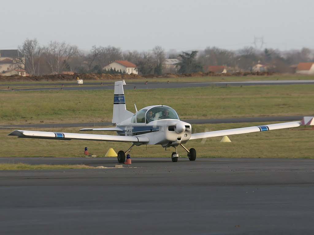 Grumman American AA-5 Traveler - F-GBGQ