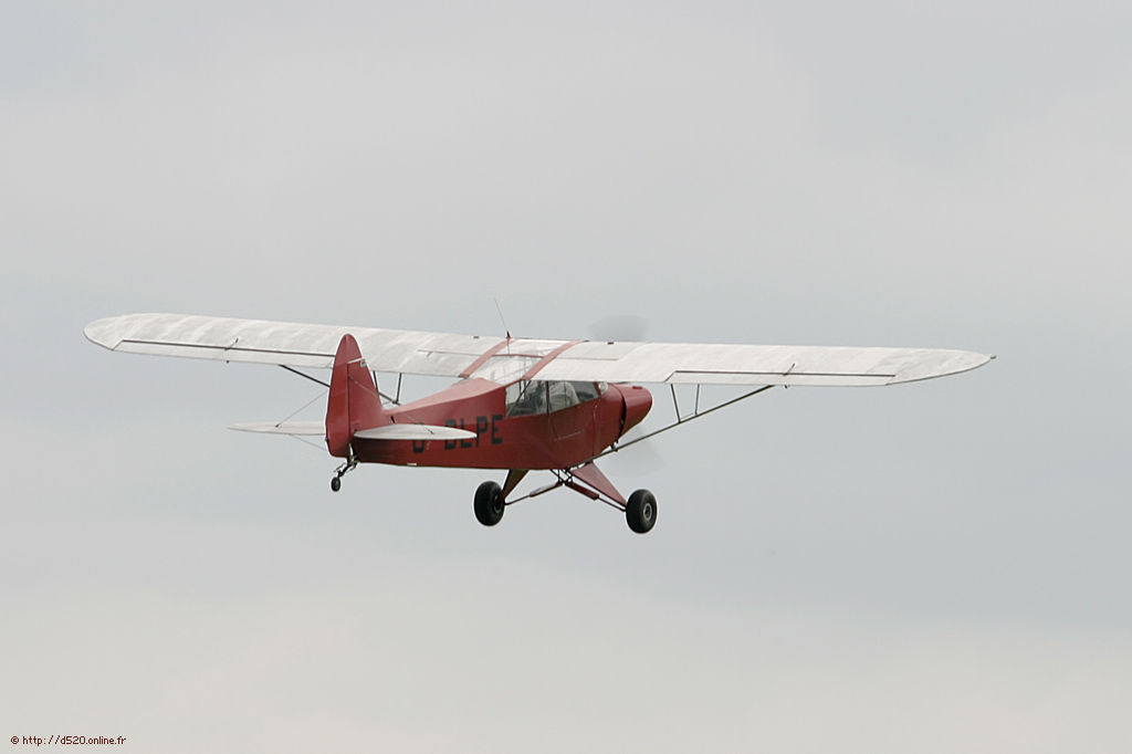 Piper PA-18 Super Cub - G-BLPE