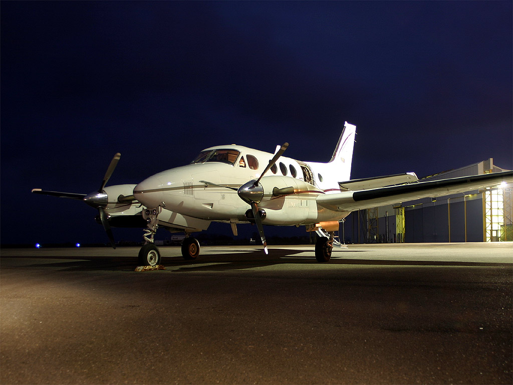 Beech 90 King Air - F-GLRZ