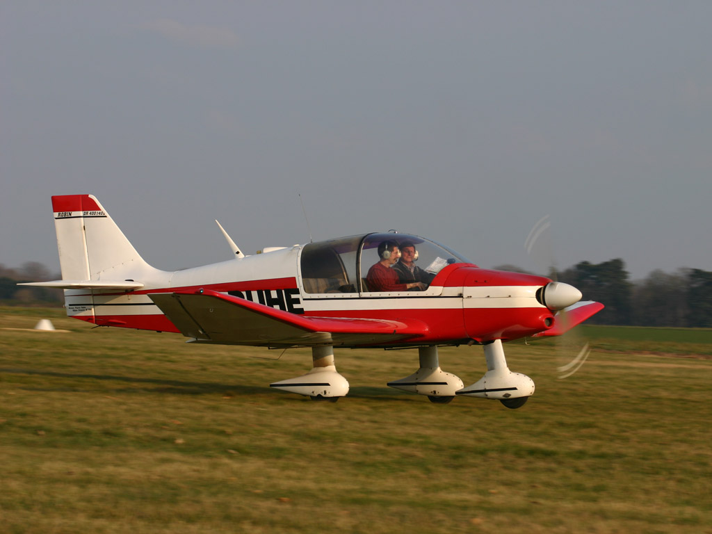 Robin DR 400-140 B - F-BUHE