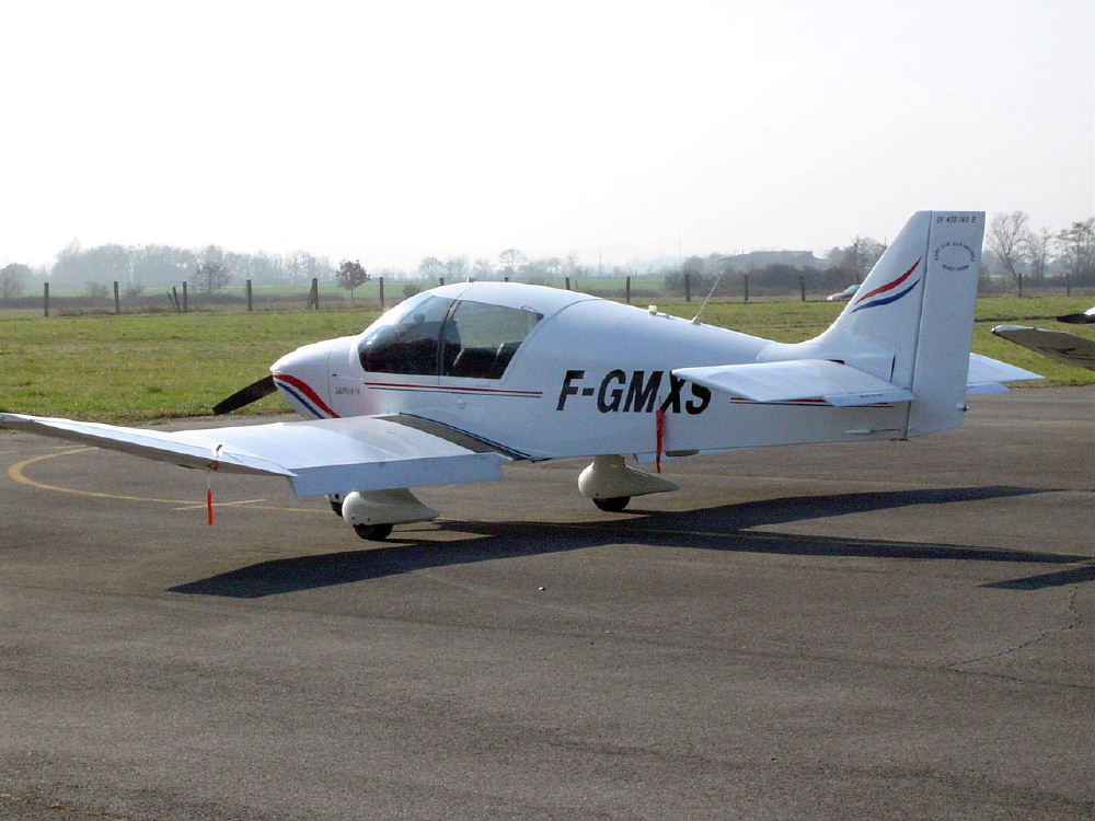 Robin DR 400-140 B - F-GMXS