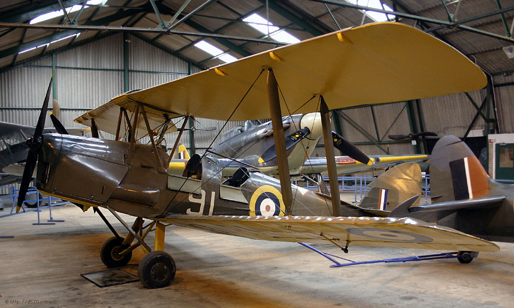 De Havilland DH 82 Tiger Moth - G-ANKT/T6818