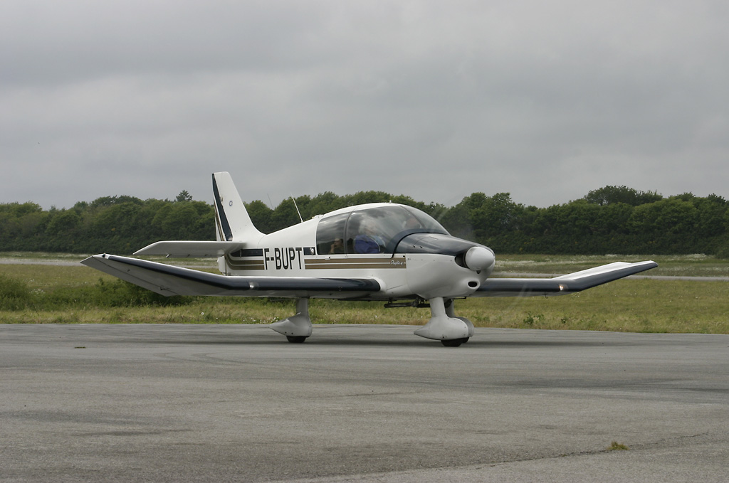 Robin DR 400-140 B - F-BUPT