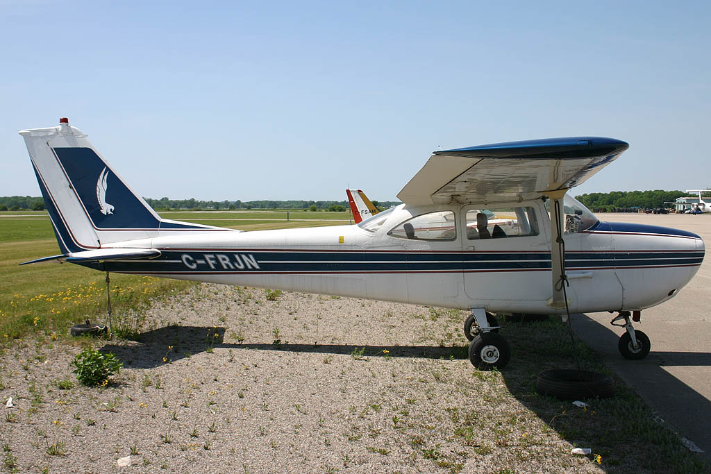 Cessna 172 - C-FRJN