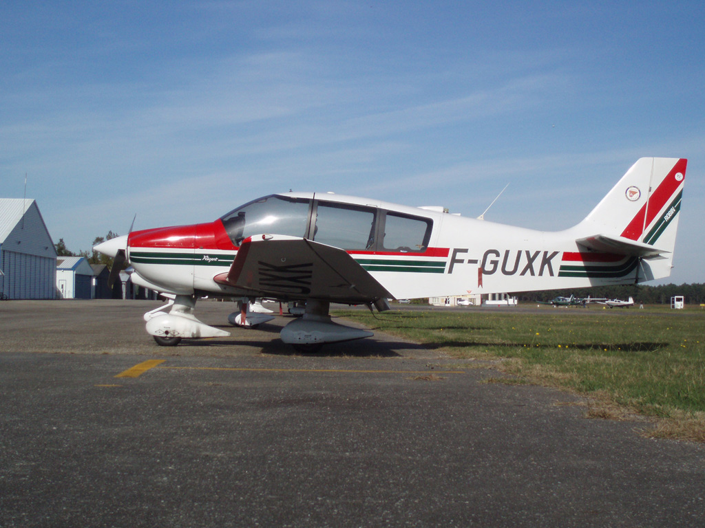 Robin DR 400-180 - F-GUXK