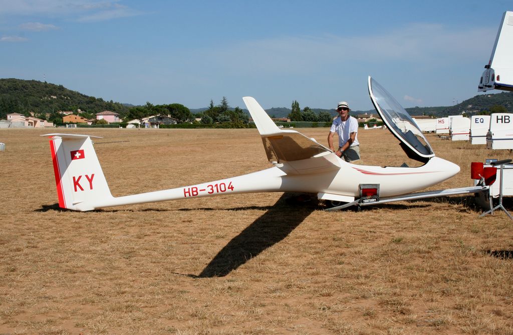 Schleicher ASW 24 - HB-3104