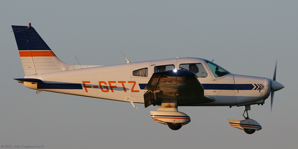 Piper PA-28-161 Warrior - F-GFTZ