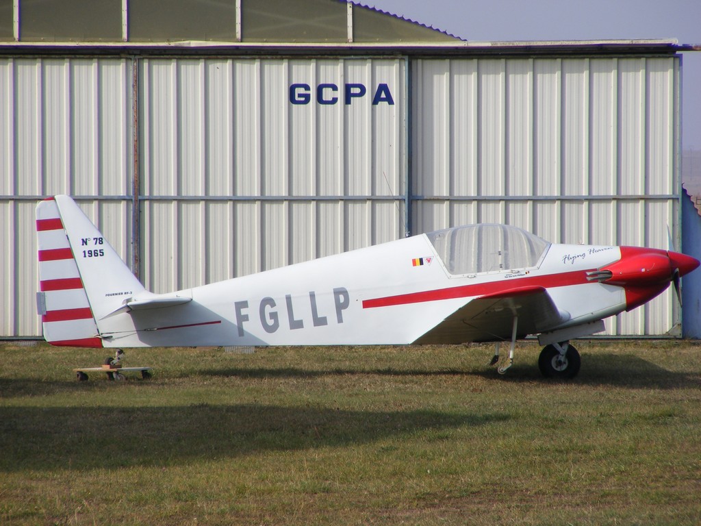 Fournier RF 3 - F-GLLP