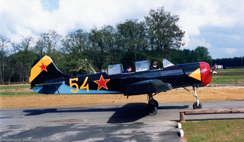 Yakovlev Yak-18 A - F-AZFK