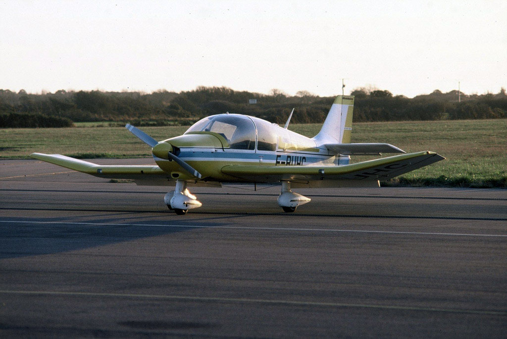 Robin DR 400-180 - F-BUHC