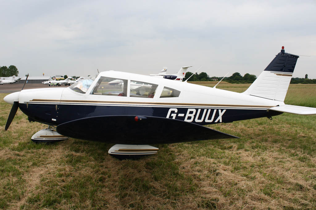 Piper PA-28-180 Archer - G-BUUX