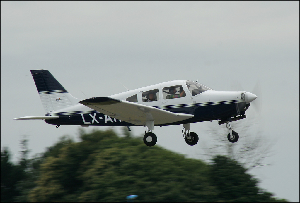 Piper PA-28-161 Warrior - LX-AIW