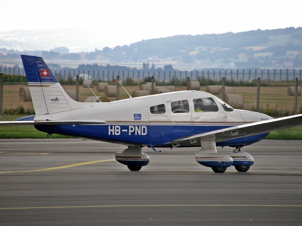 Piper PA-28-181 Archer - HB-PND