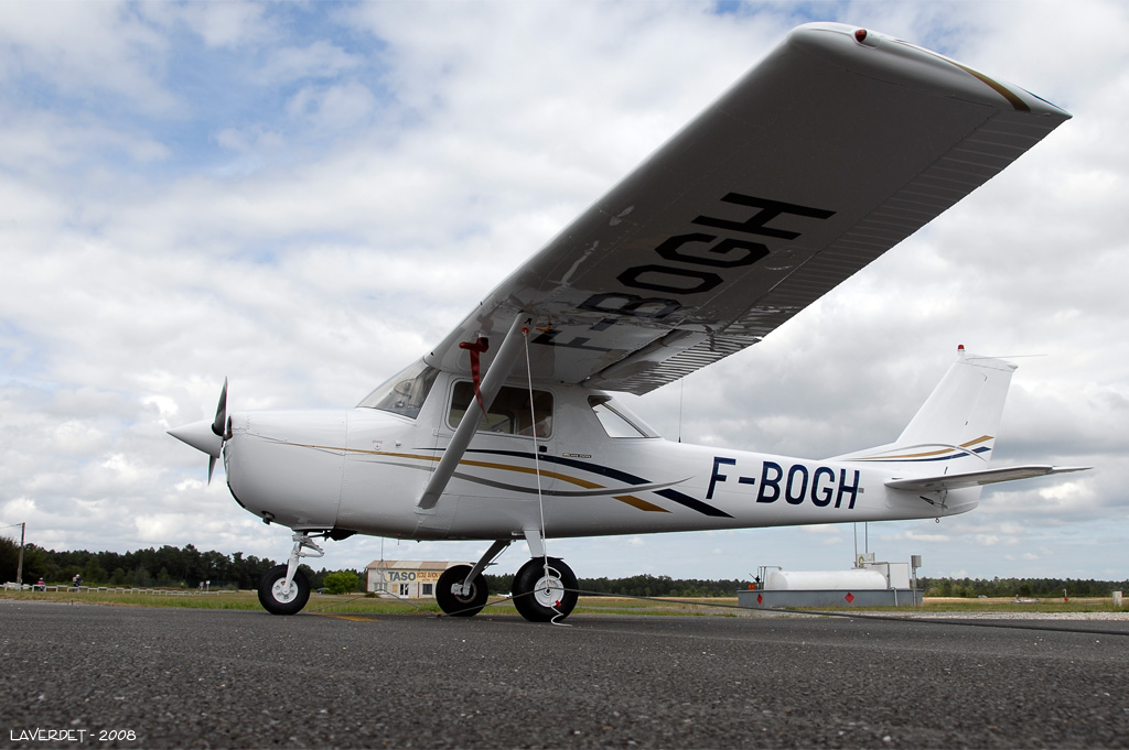 Cessna 150 - F-BOGH