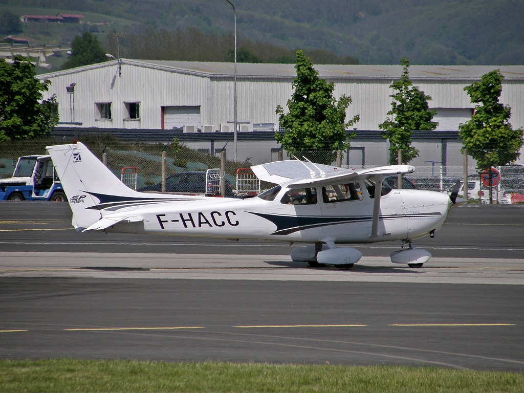 Cessna 172 - F-HACC