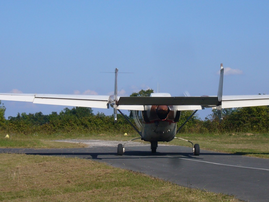 Cessna 337 - N1284M