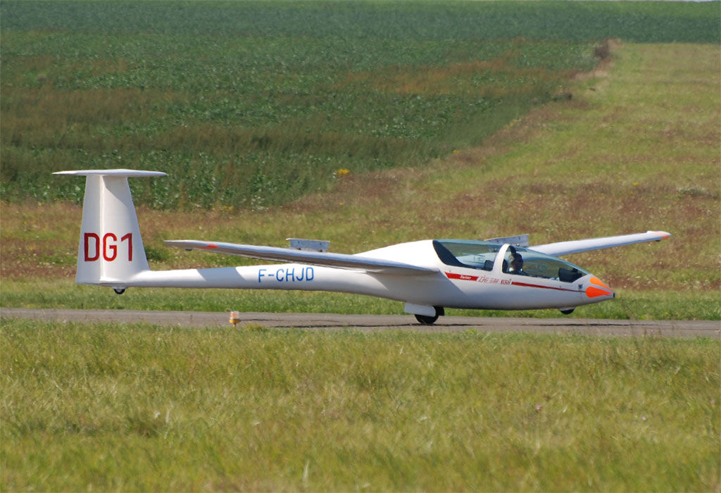Glaser Dirks DG 500 - F-CHJD