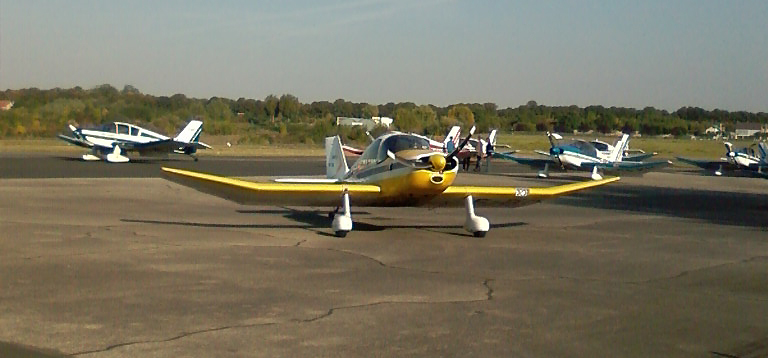 Robin DR 221 - F-BOZS
