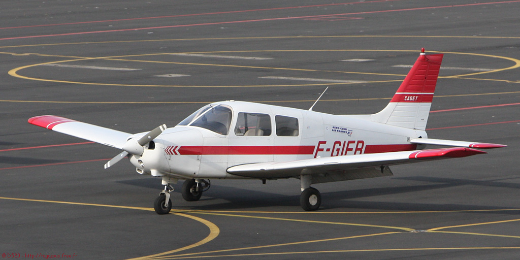 Piper PA-28-161 Cadet - F-GIEB