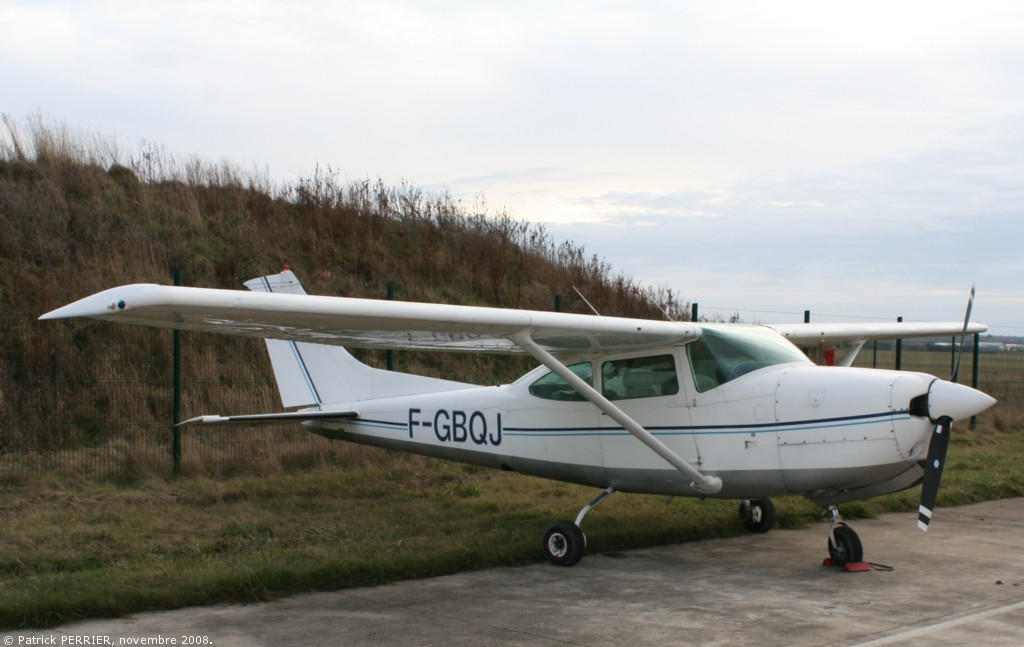 Cessna 182 RG - F-GBQJ