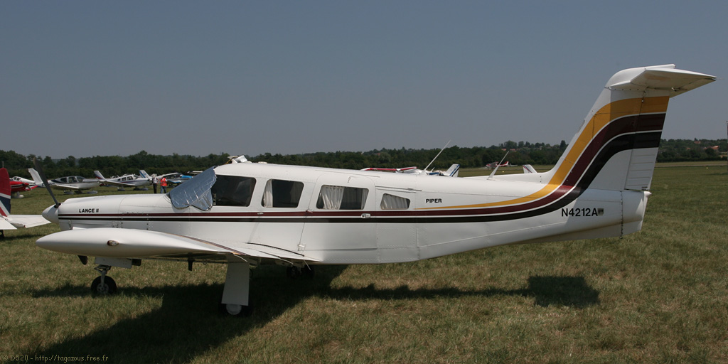 Piper PA-32 RT-300 Lance - N4212A