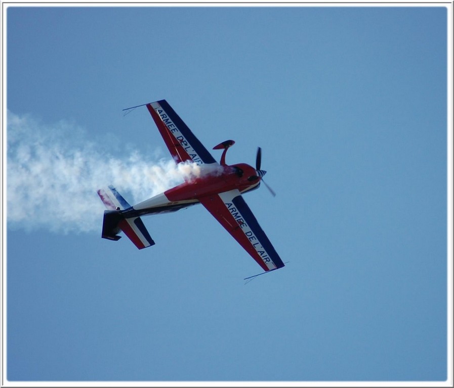Extra 330 - F-TGCJ