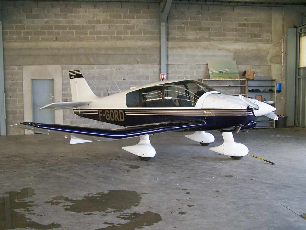 Robin DR 400-180 - F-GORD