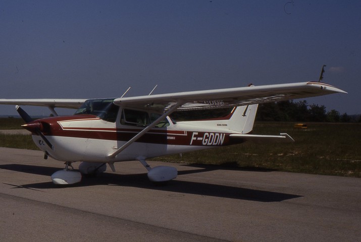 Cessna 172 - F-GDDN