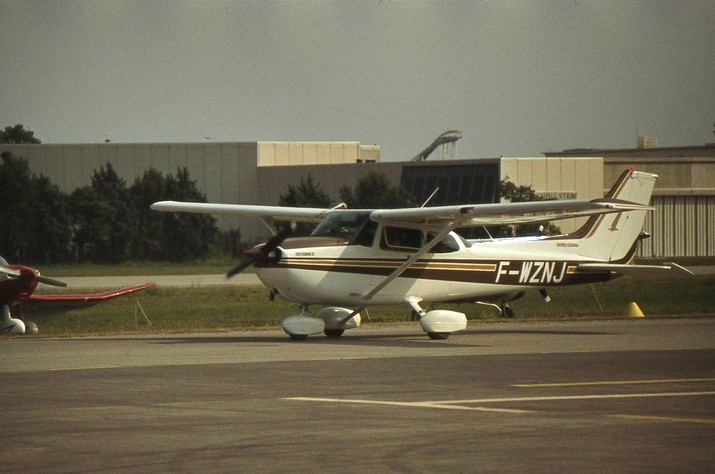 Cessna 172 - F-WZNJ