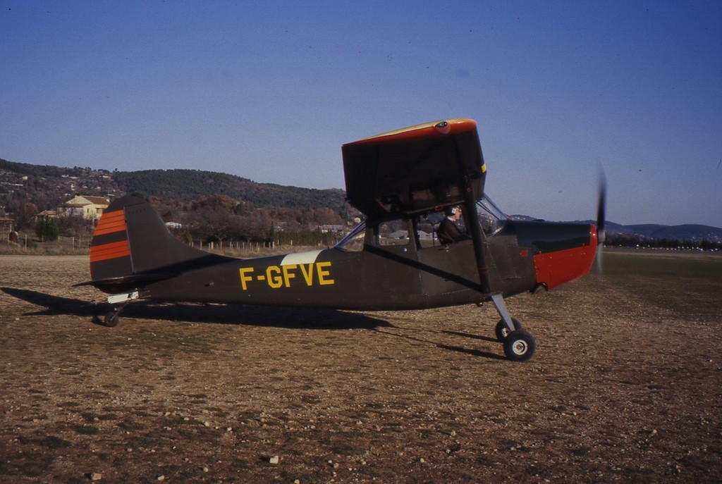 Cessna L-19 Birddog - F-GFVE