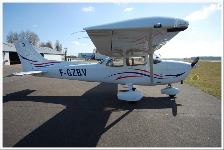 Cessna 172 - F-GZBV