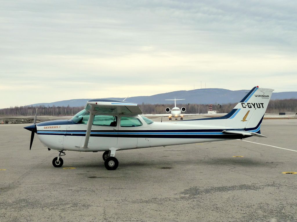 Cessna 172 - C-GYUT