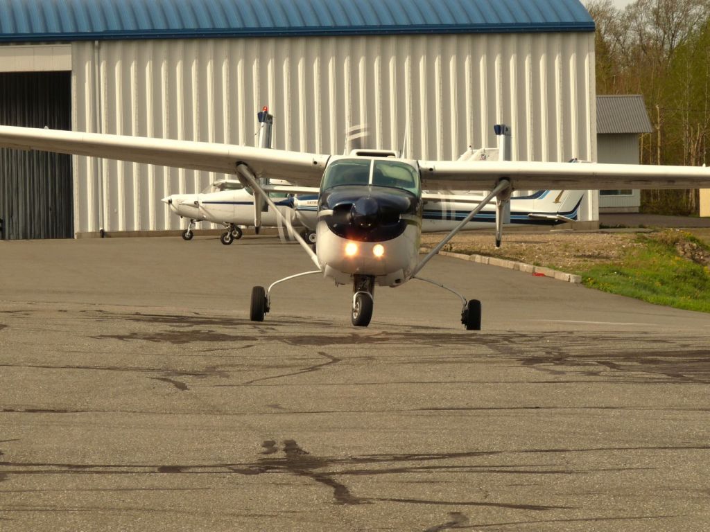 Cessna 337 - C-GIGB