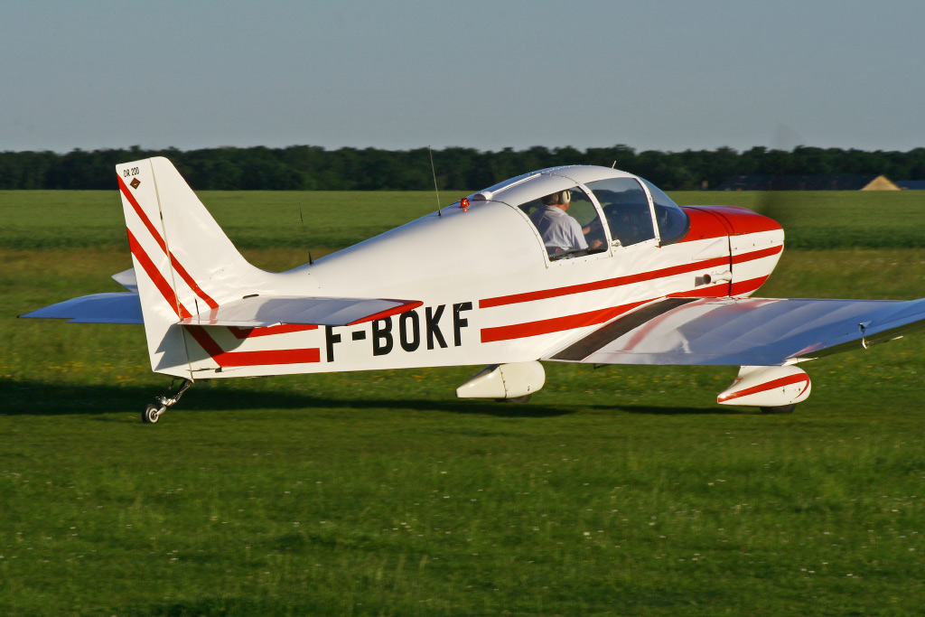 Robin DR 220 - F-BOKF