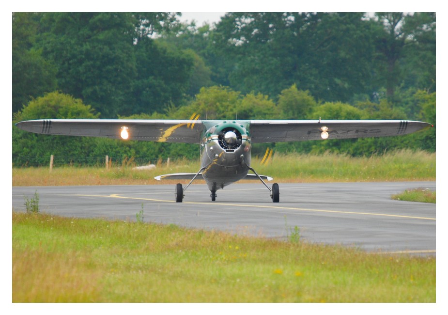Cessna 195 - F-AZRS