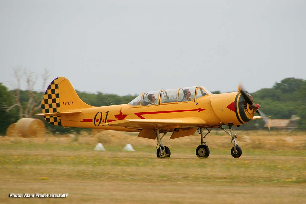Yakovlev Yak-52 - RA-1931K