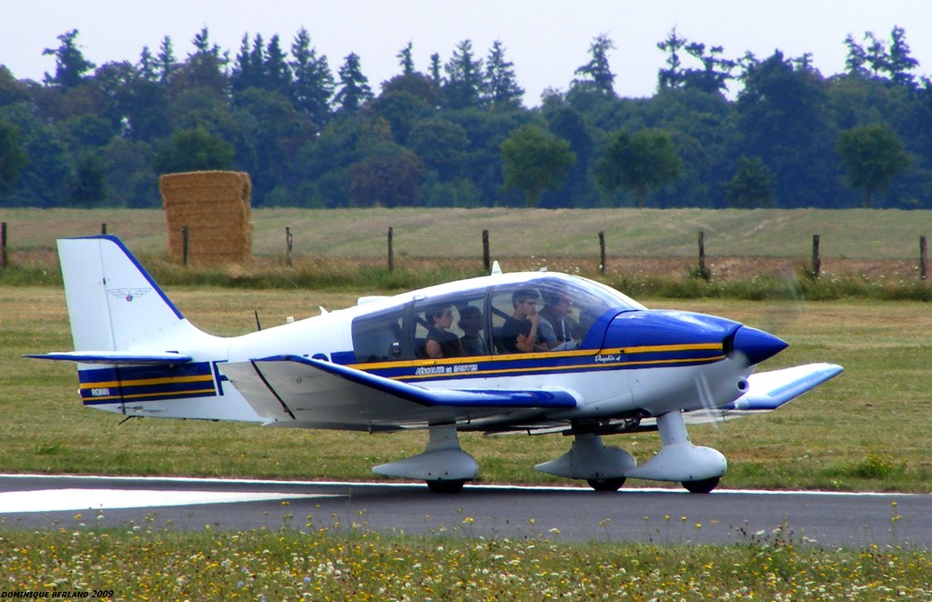 Robin DR 400-140 B - F-GMKO