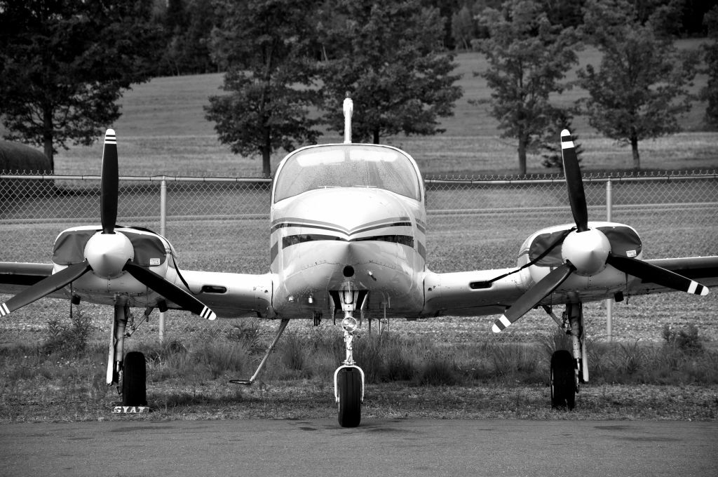Cessna 310 - C-GJAX