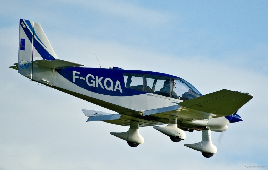 Robin DR 400-140 B - F-GKQA