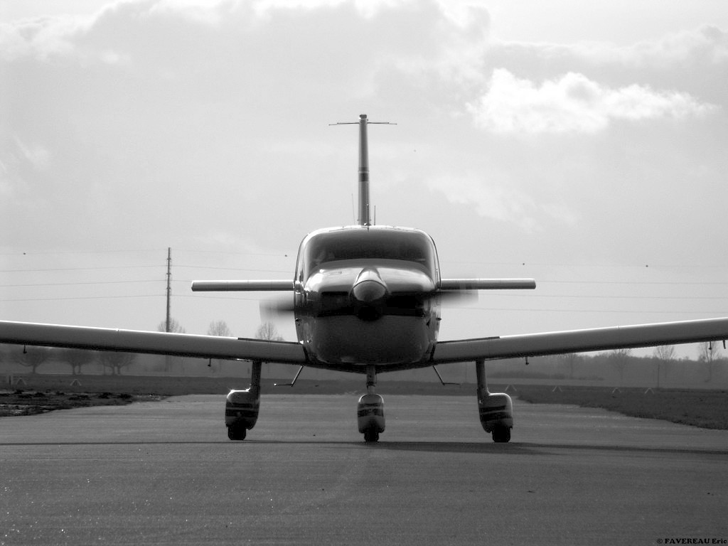 Socata TB10 Tobago - F-GENY