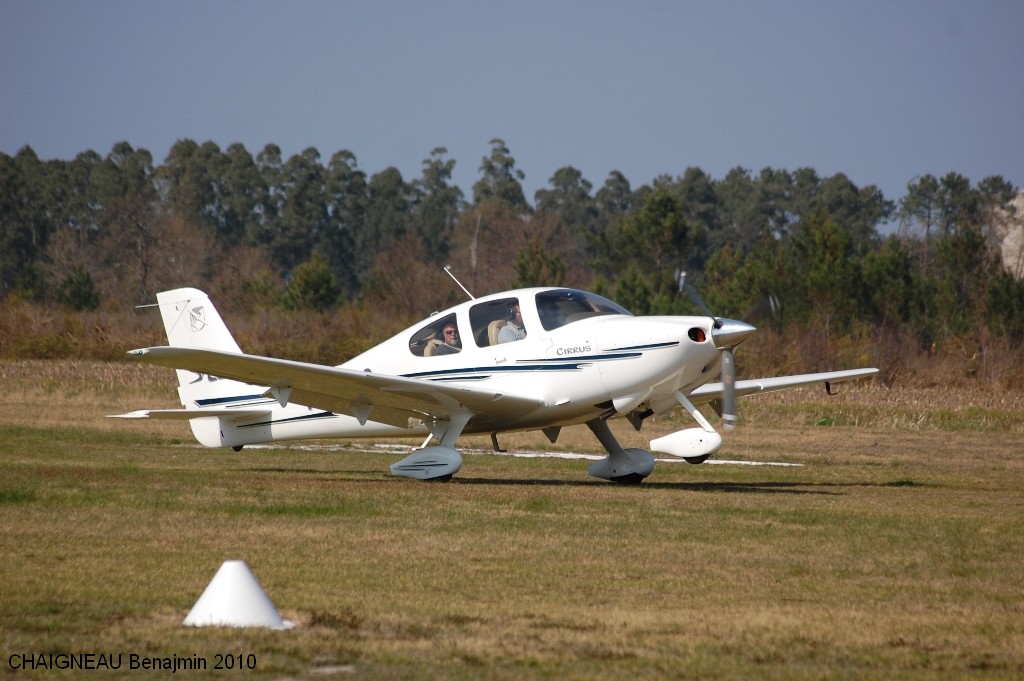 Cirrus SR22 - N384C