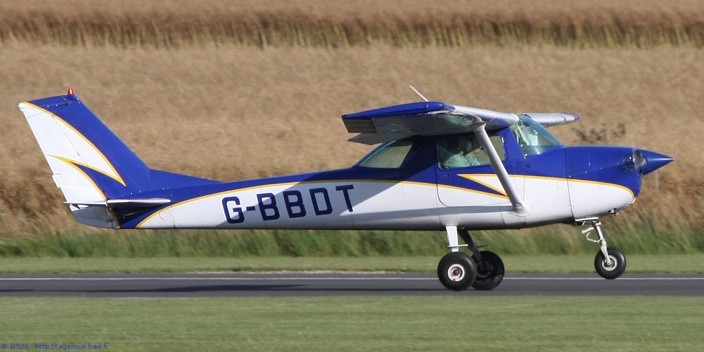 Cessna 150 - G-BBDT