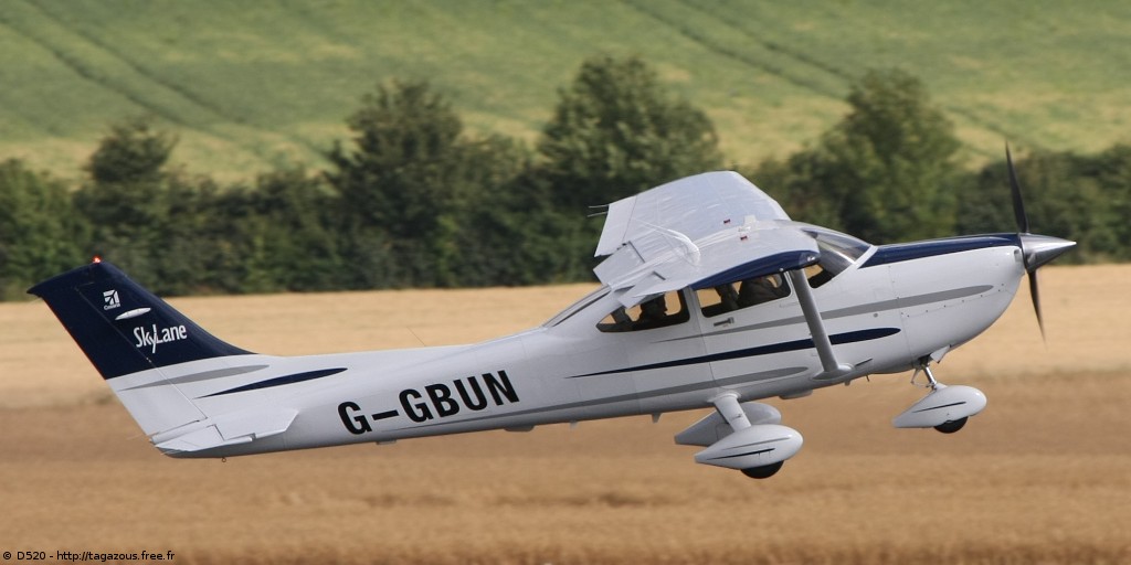 Cessna 182 - G-BBUN