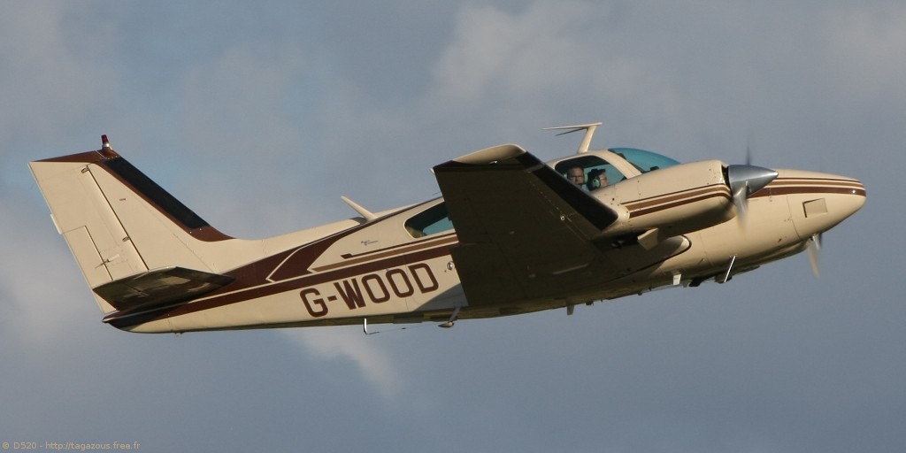 Beech 55 Baron - G-WOOD