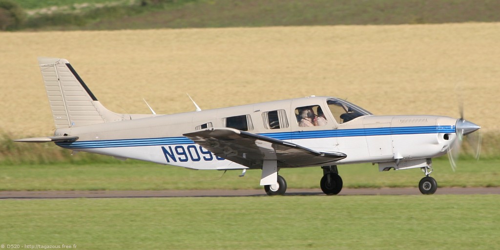 Piper PA-32 R Saratoga - N9095Y