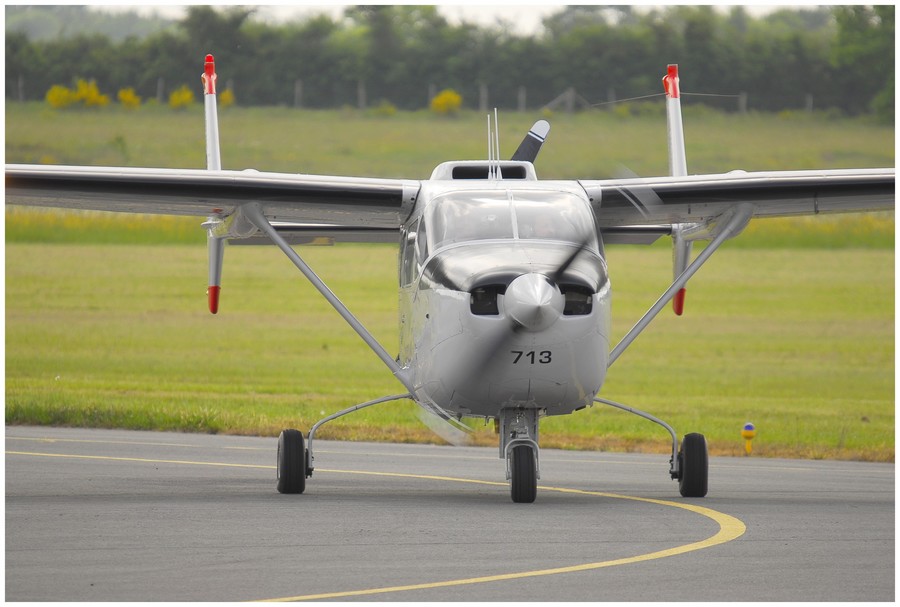 Cessna 337 - N2413S