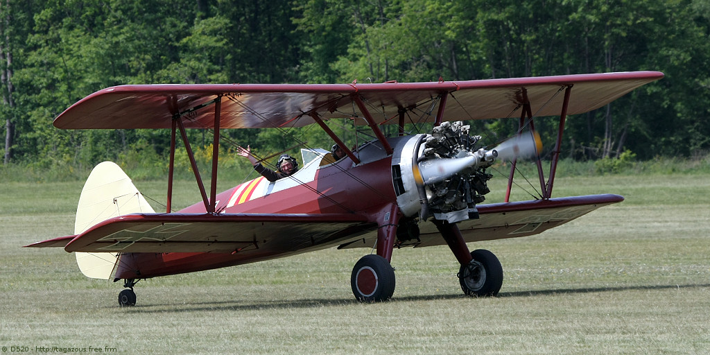 Boeing Stearman - F-AZMZ