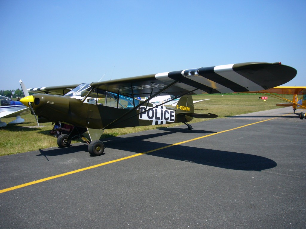 Piper PA-18 Super Cub - F-GEBM