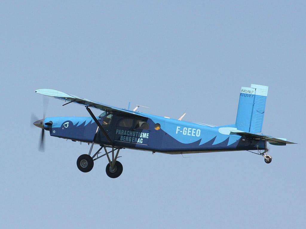 Pilatus PC6 Turbo Porter - F-GEEO